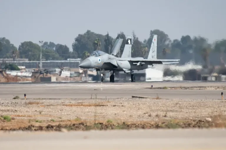 f15
