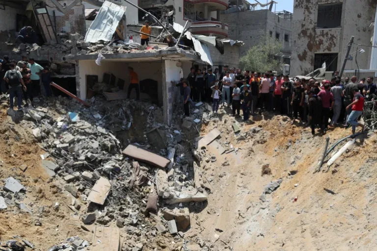 pengeboman gaza