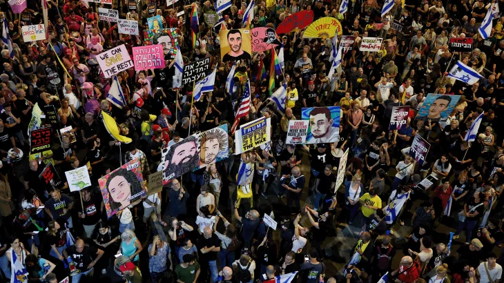 ribuan demo netanyahu di israel