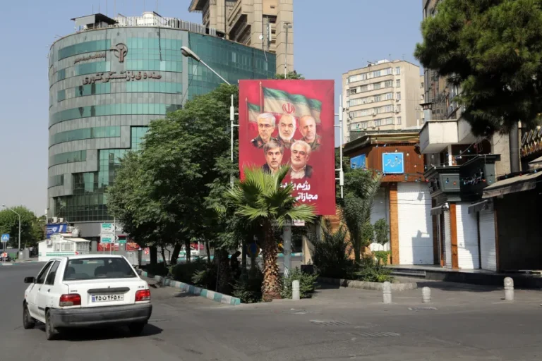 AA-20250614-38274143-38274132-IRAN_PUTS_UP_POSTERS_HONORING_SCIENTISTS_COMMANDERS_KILLED_IN_ISRAELI_STRIKES-1