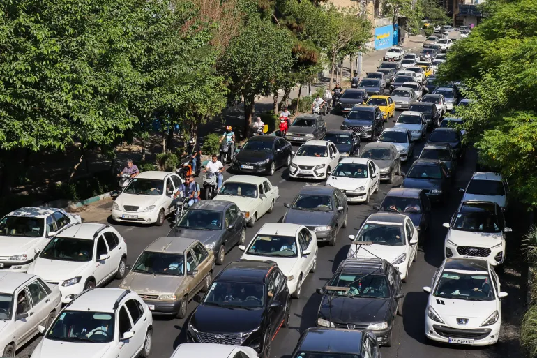 teheran berbondong pergi