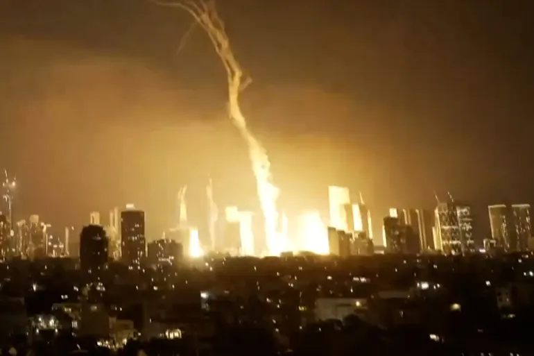 tel_aviv_hit_iranian_retaliation-1749840452